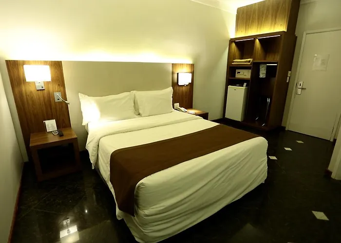 Oasis Plaza Hotel