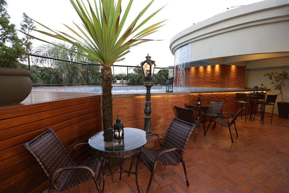 Oasis Plaza Hotel 4*